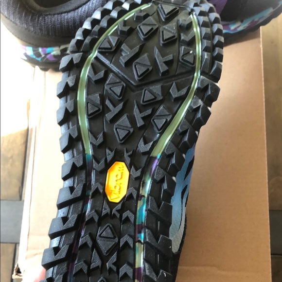 Merrell Antora 2 women’s 9 new in box - Picture 3 of 5